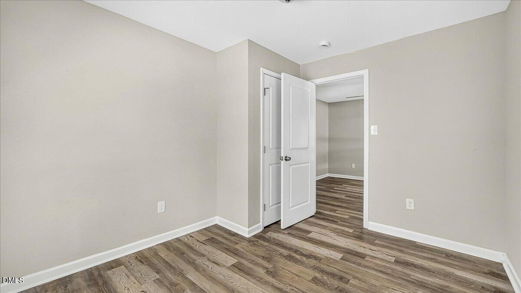 403 Spring Court - Photo 18