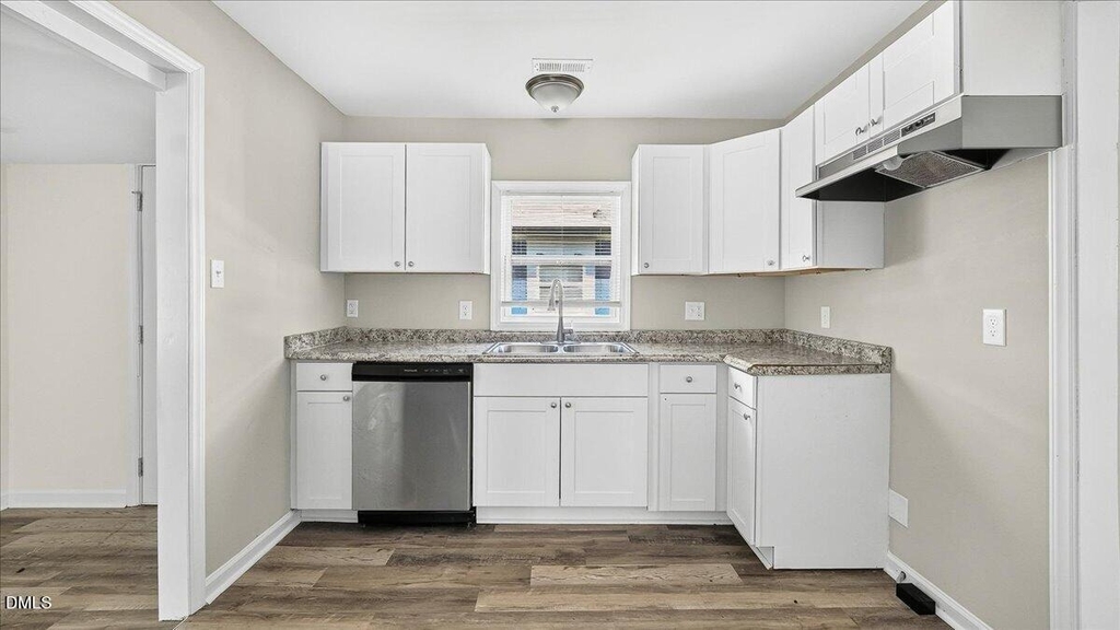 403 Spring Court - Photo 3