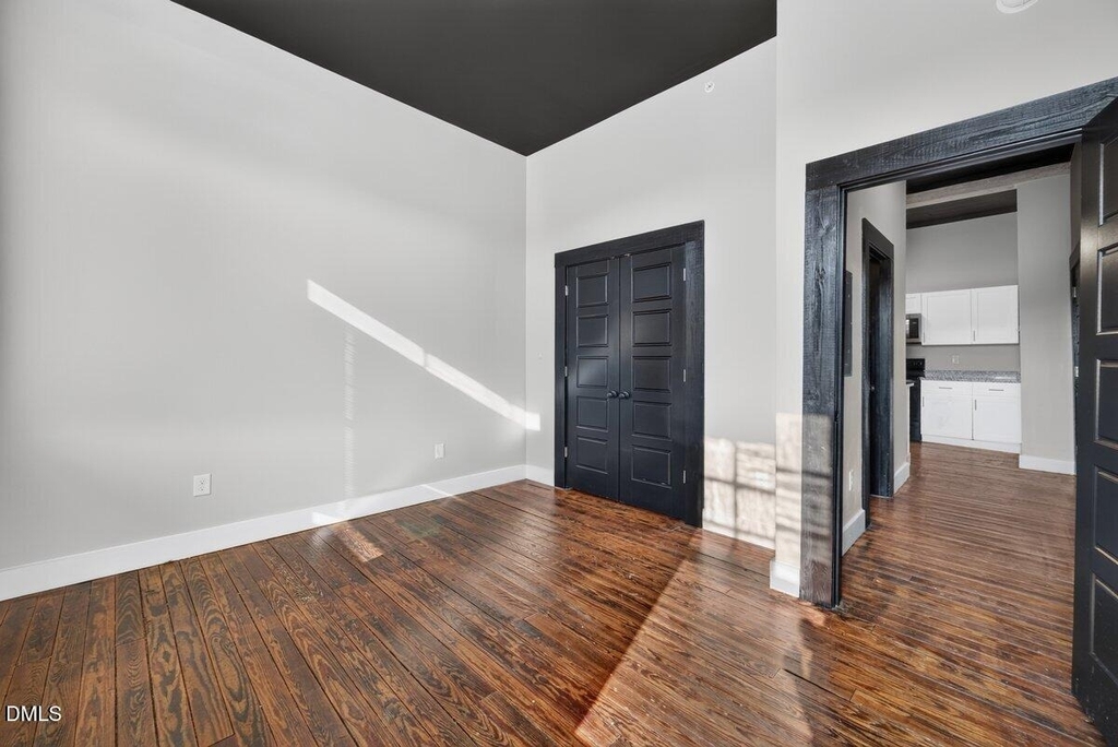 202 S Main Street - Photo 8