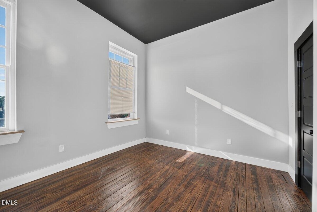 202 S Main Street - Photo 7