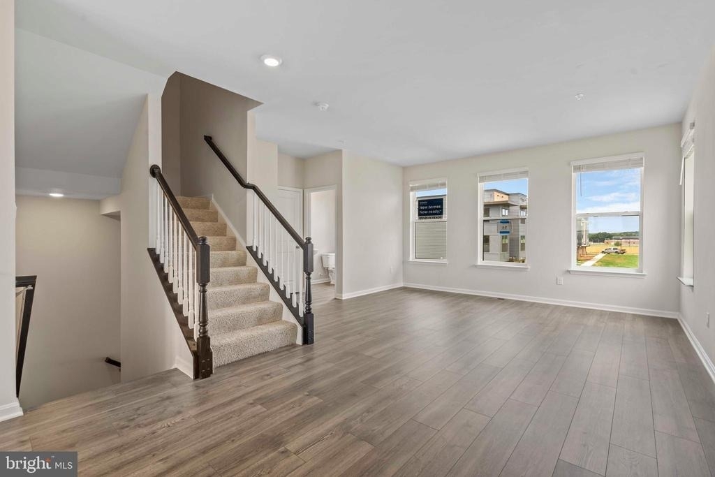 871 Amity Street - Photo 4