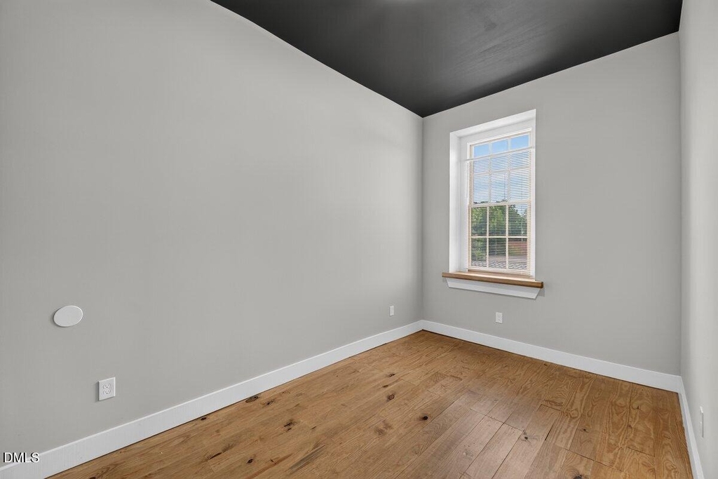 202 S Main Street - Photo 5