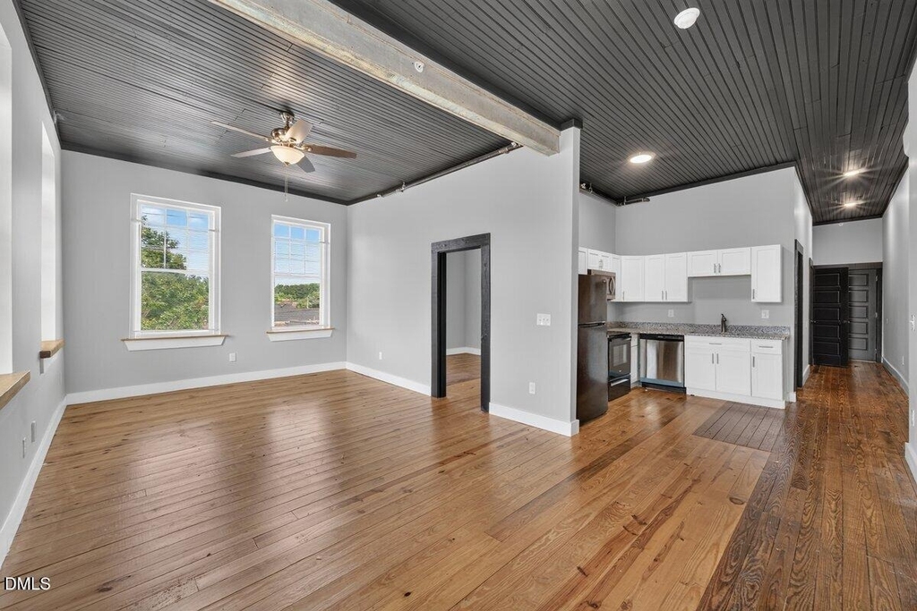 202 S Main Street - Photo 0