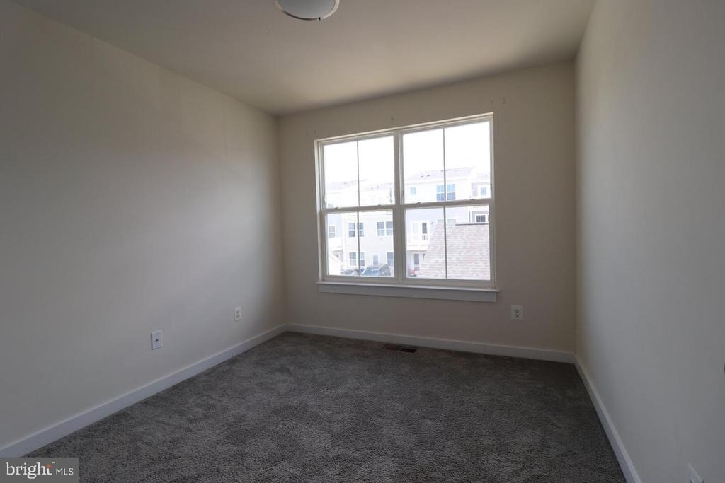 414 Waverley - Photo 25