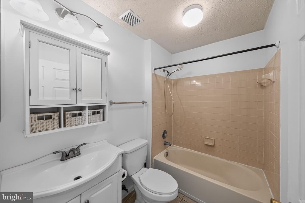 2377 Tawny Drive - Photo 2
