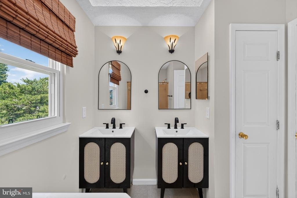 2377 Tawny Drive - Photo 5