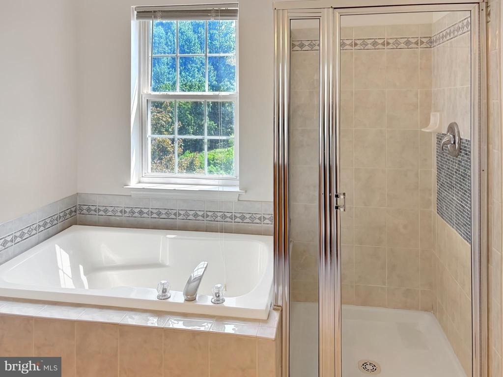 4709 Ashforth Way - Photo 12