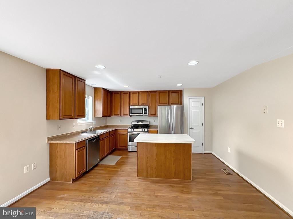 4709 Ashforth Way - Photo 5