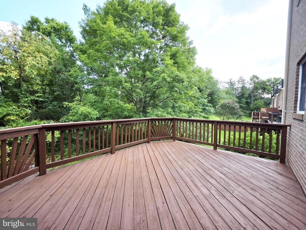 937 Walnut Wood Road - Photo 14