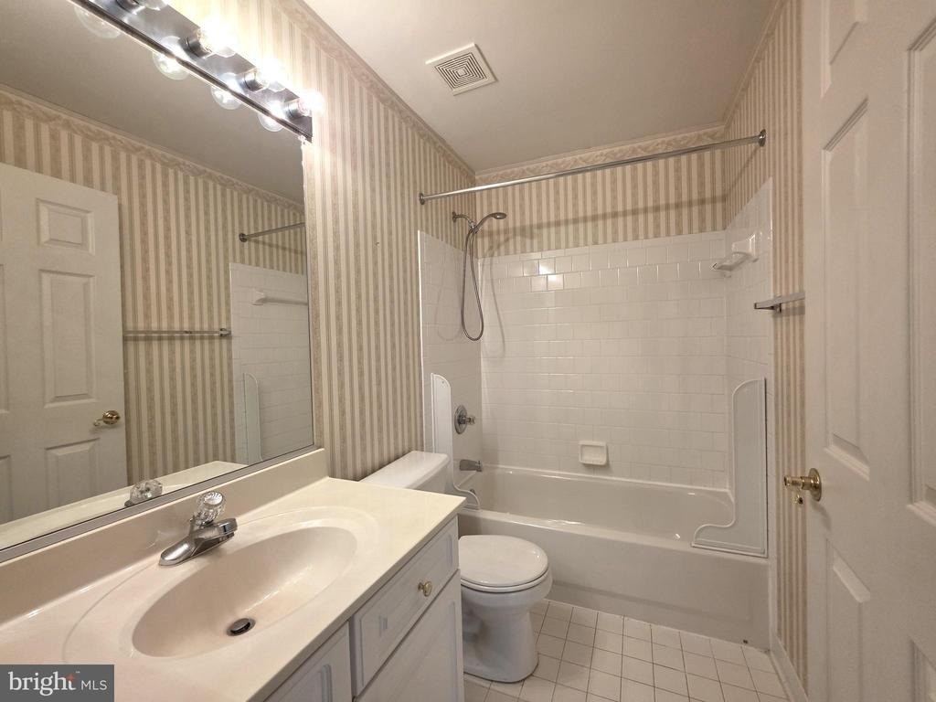 937 Walnut Wood Road - Photo 27
