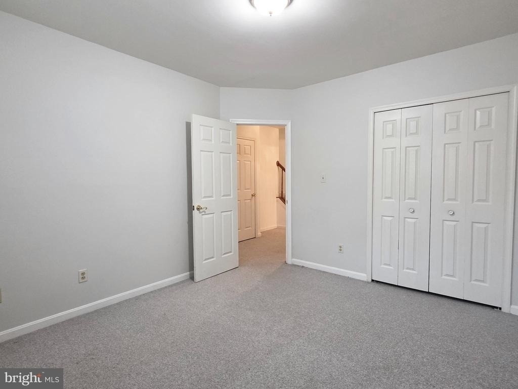 937 Walnut Wood Road - Photo 30