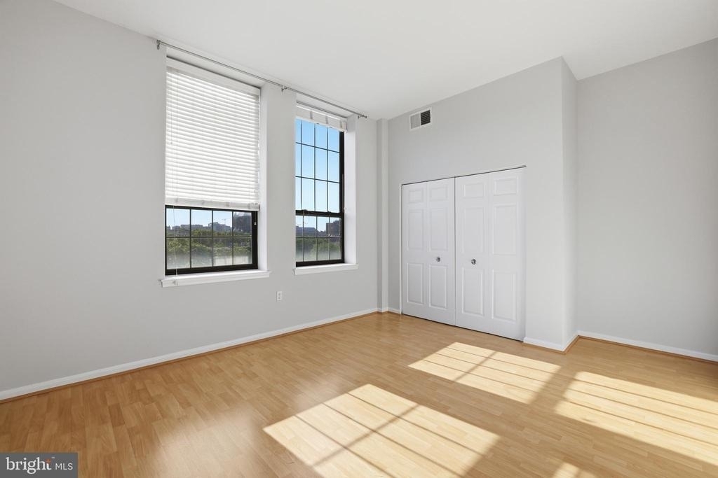 1011 Hunter Street - Photo 15