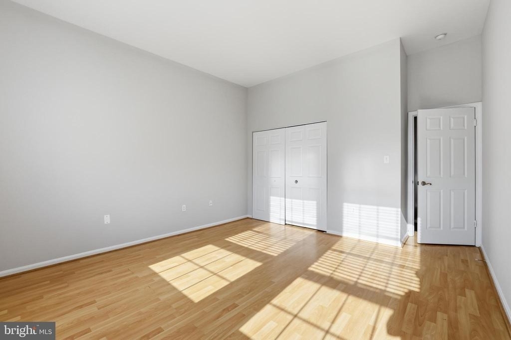 1011 Hunter Street - Photo 17