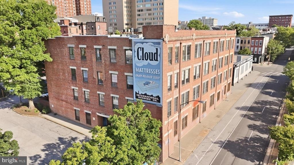 1011 Hunter Street - Photo 23