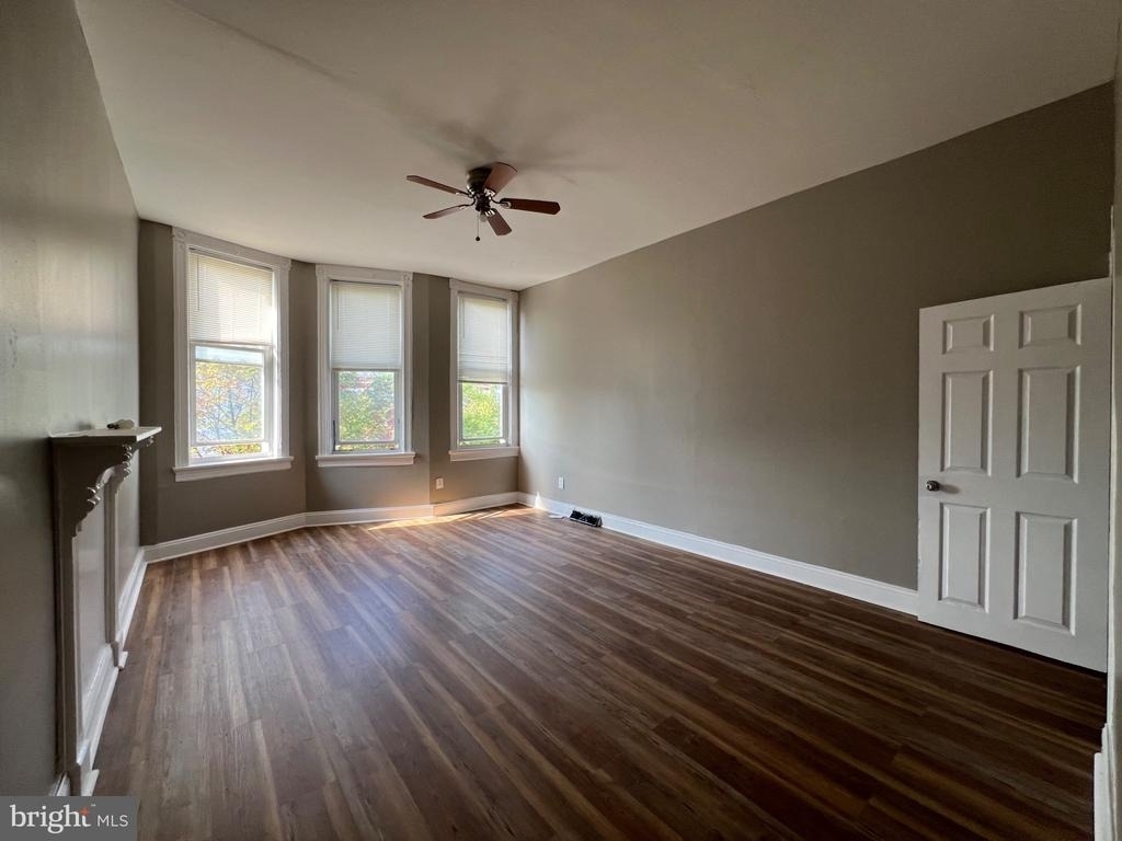 1902 W Fayette Street - Photo 11