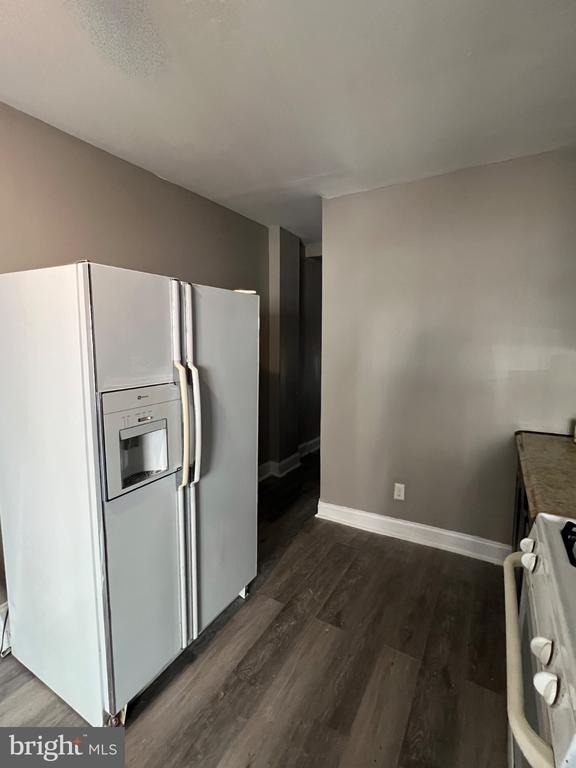 1902 W Fayette Street - Photo 4