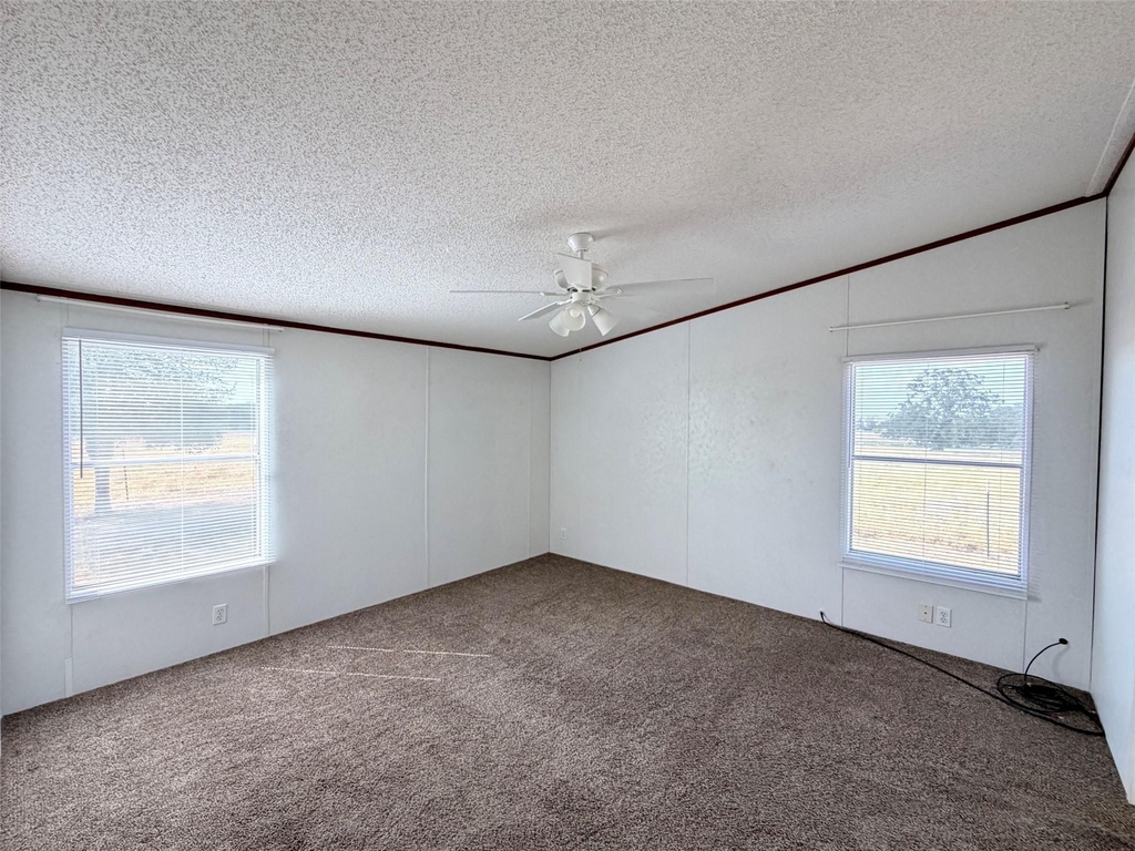 499 Mount Pleasant Rd - Photo 4