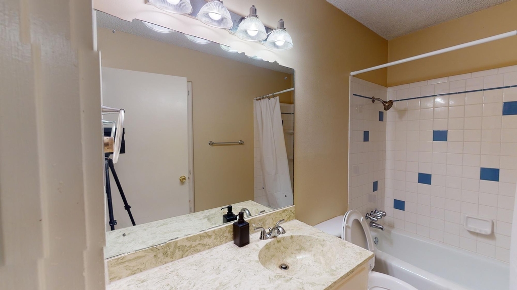 9104 Quail Creek Dr - Photo 12