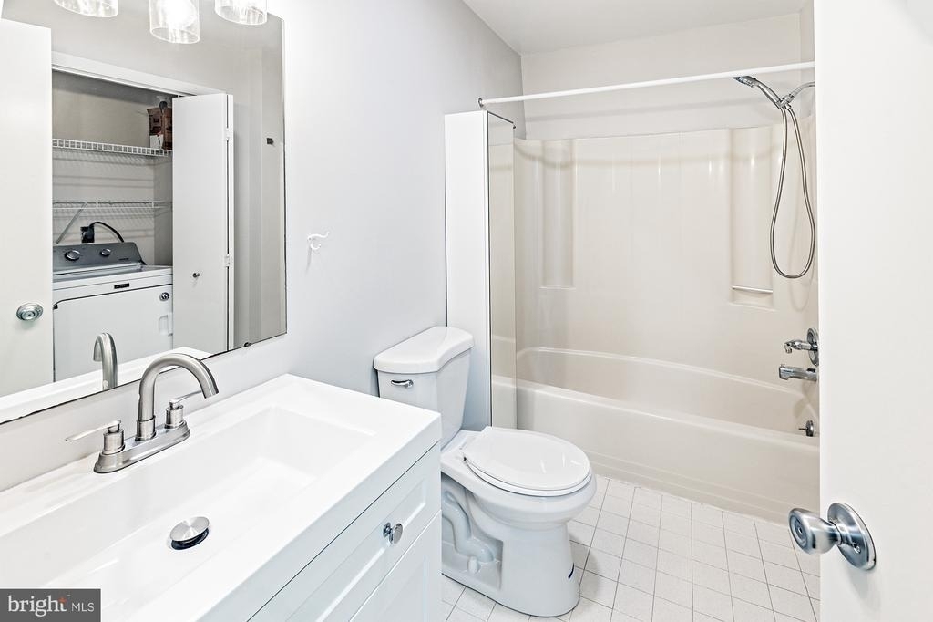 33 Foxtail Court - Photo 8