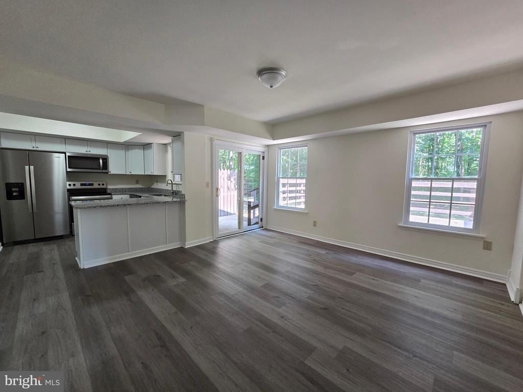 1417 S. Farmview Dr - Photo 8