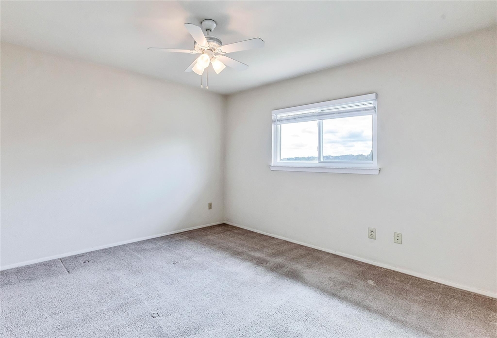 8403 Selway Dr - Photo 17