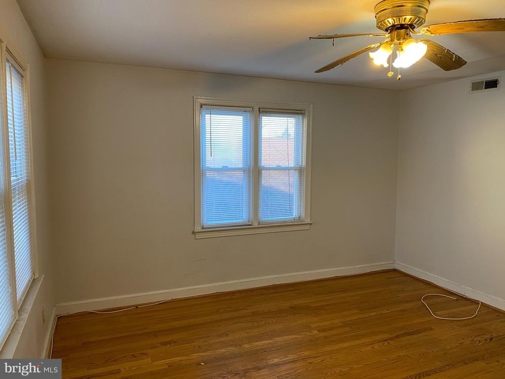 4236 Benning Road Ne - Photo 8