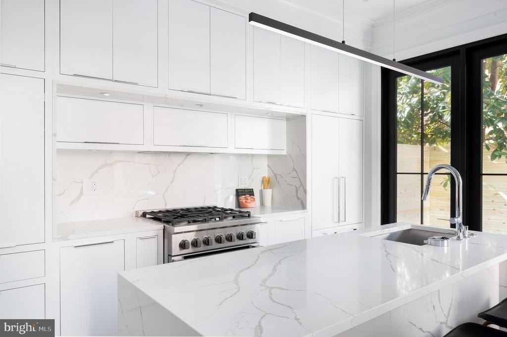 1300 Q Street Nw - Photo 6