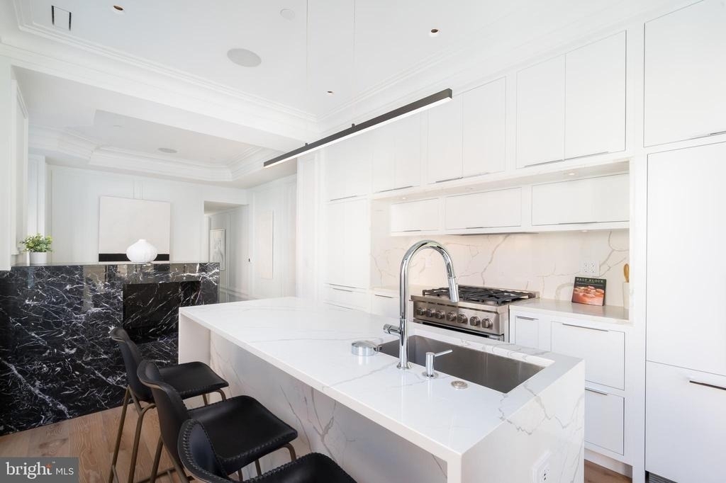 1300 Q Street Nw - Photo 4