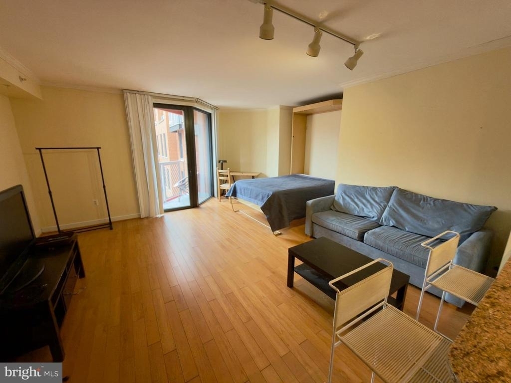 631 D Street Nw - Photo 16