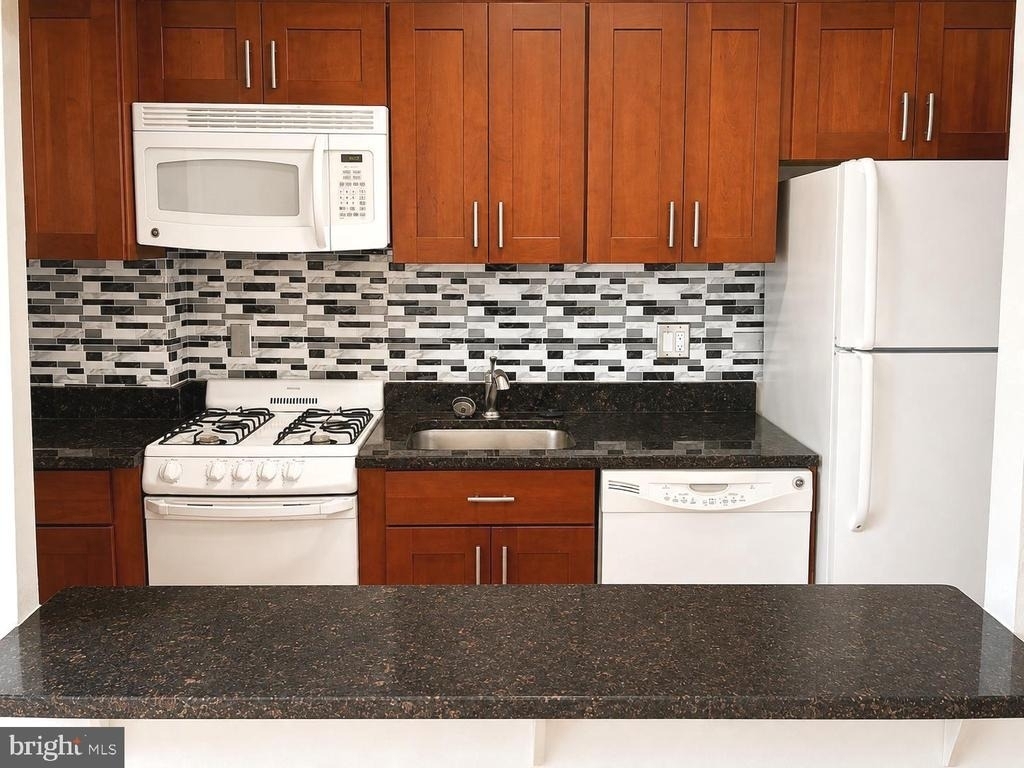 1260 21st Street Nw - Photo 5