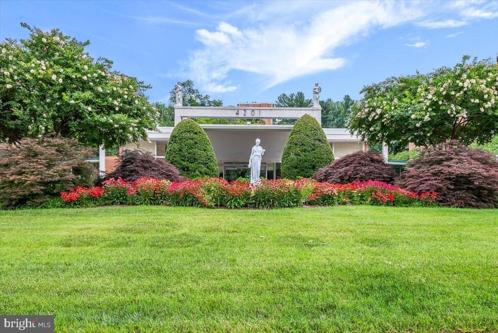 4201 Cathedral Avenue Nw - Photo 0