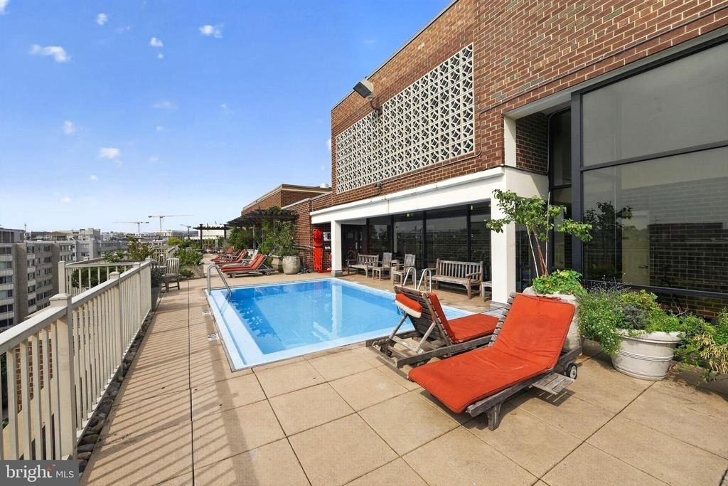 1301 20th Street Nw - Photo 16