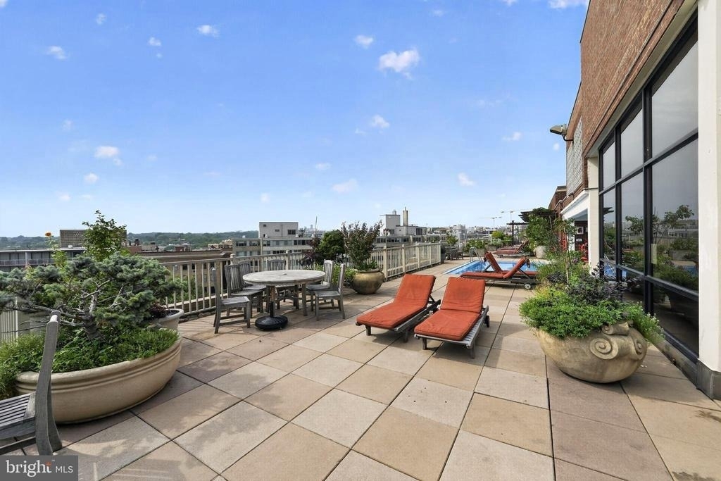 1301 20th Street Nw - Photo 17