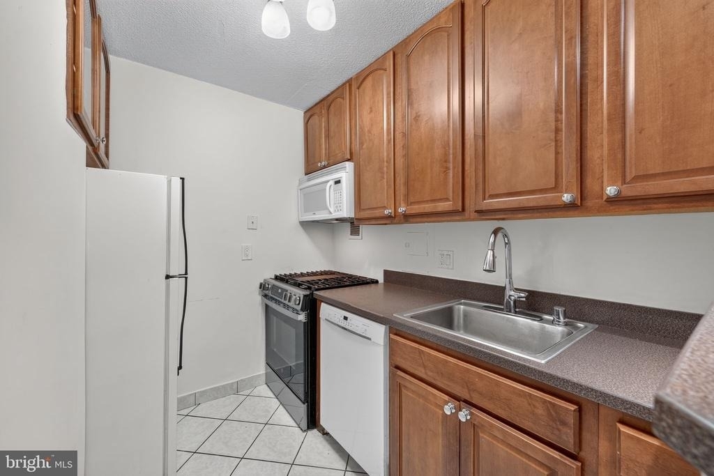 1301 20th Street Nw - Photo 5