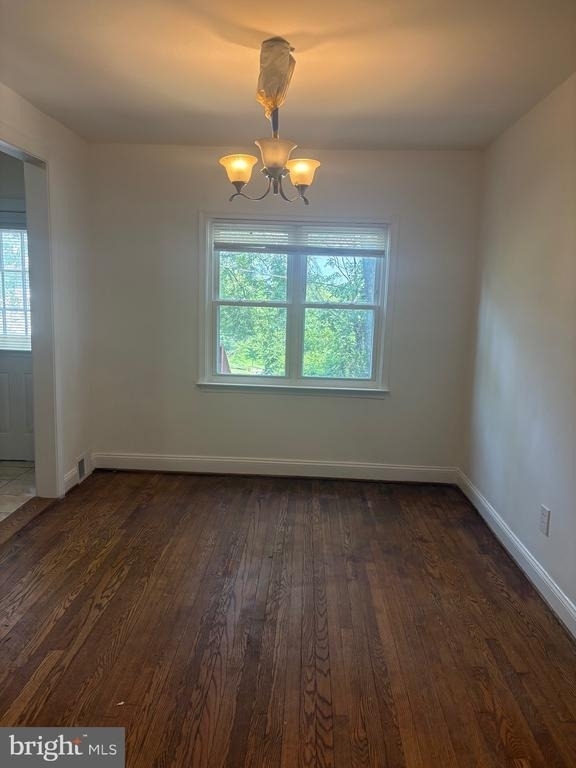 4234 4234 Place Ne - Photo 4