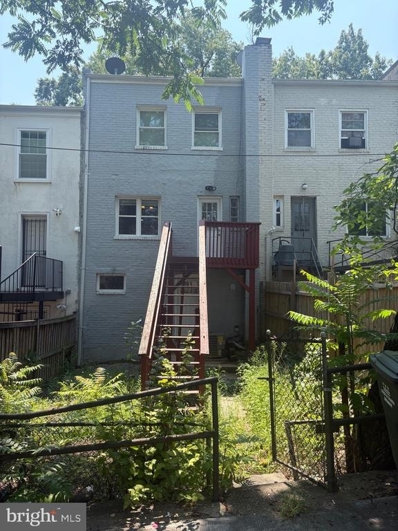 4234 4234 Place Ne - Photo 18