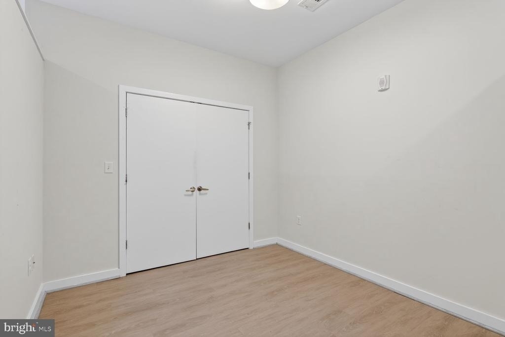 3825 Georgia Avenue Nw - Photo 10