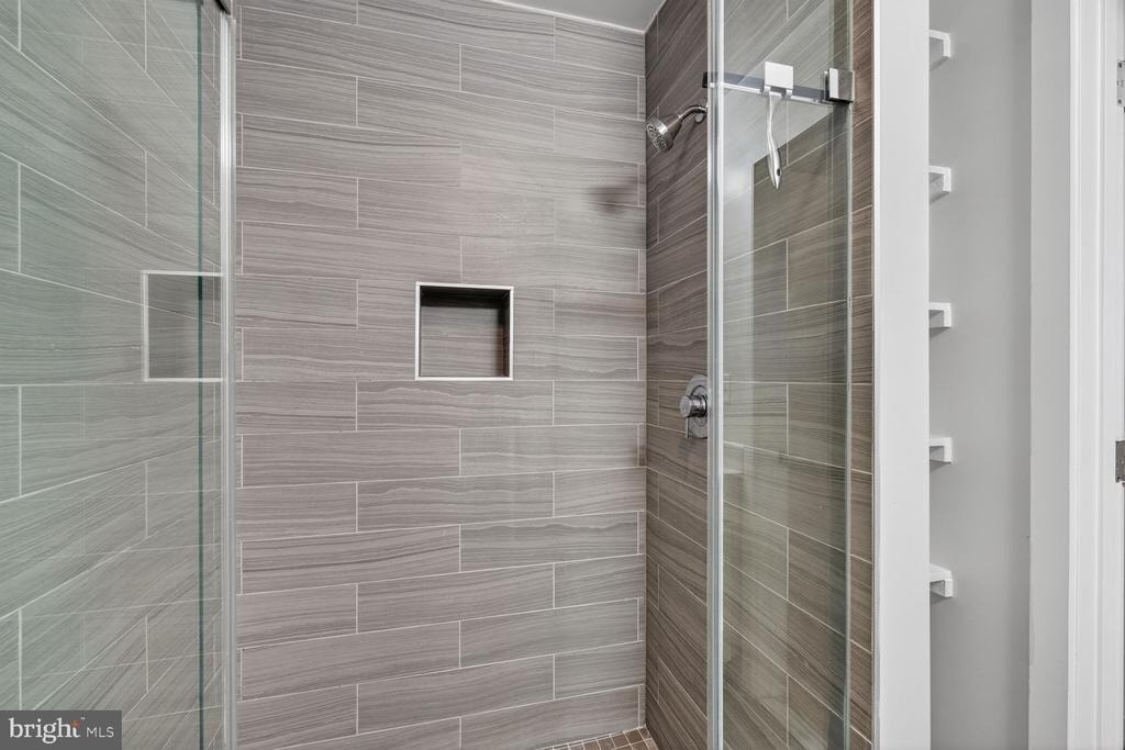 3825 Georgia Avenue Nw - Photo 13