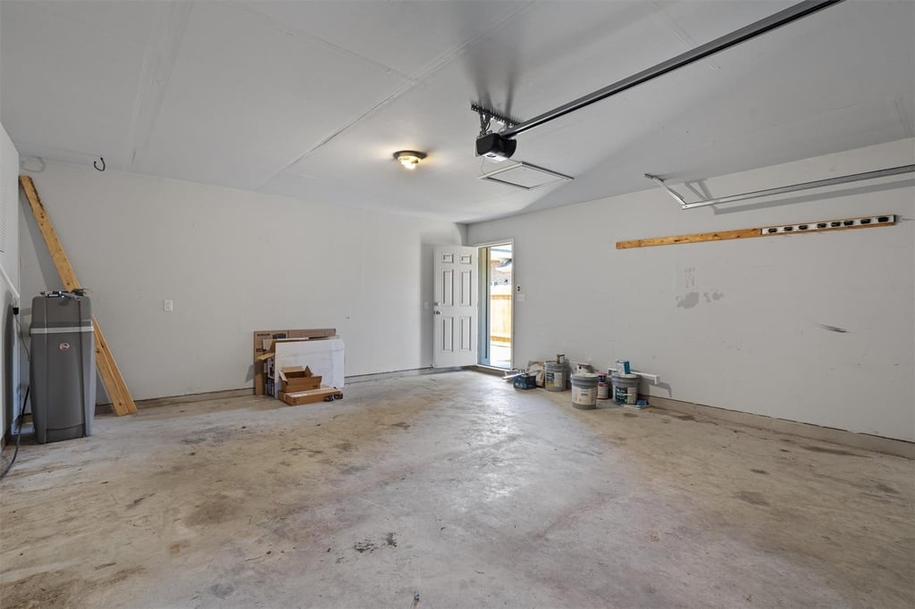 256 Pelican Bay Cir - Photo 28