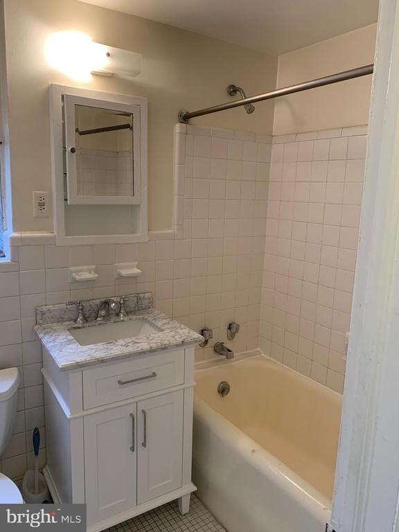 2032 Belmont Road Nw - Photo 5