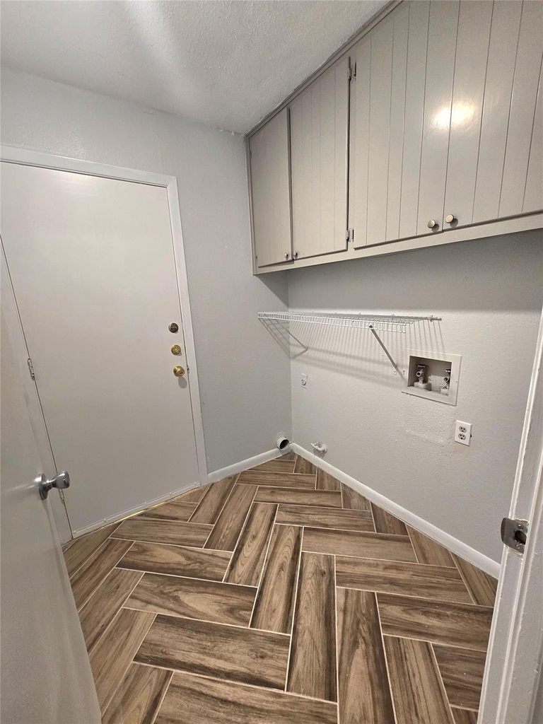 1417 Hyridge Cir - Photo 13