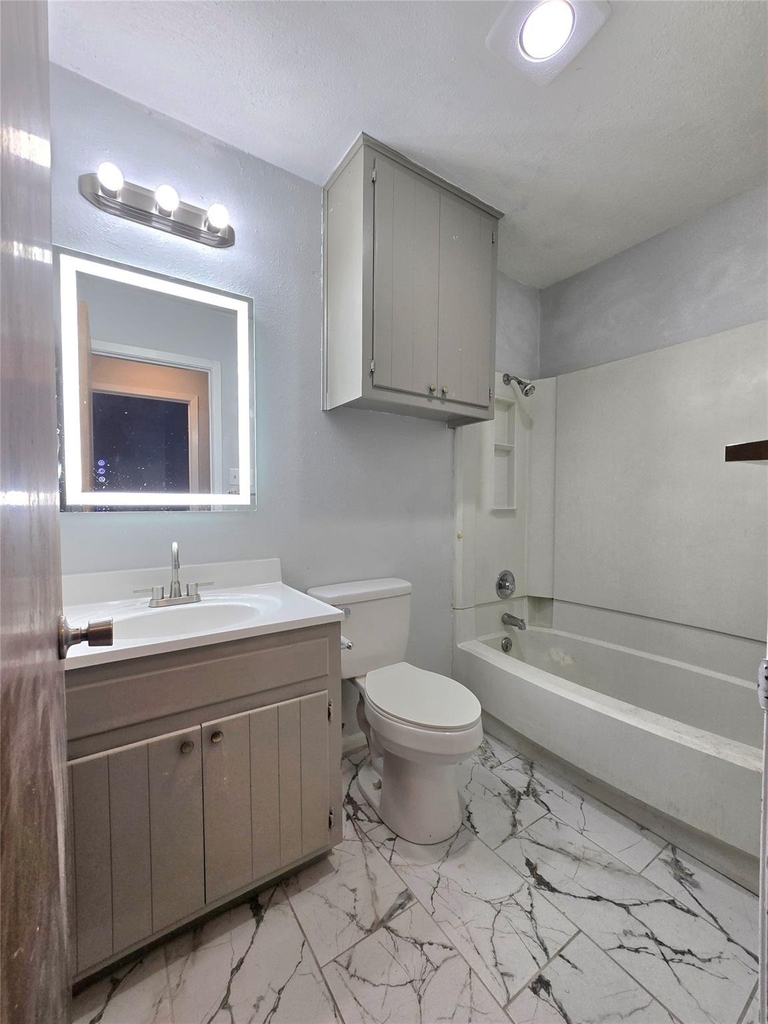 1417 Hyridge Cir - Photo 14
