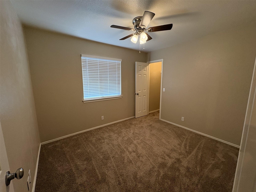 6808 Sabrina Dr - Photo 19
