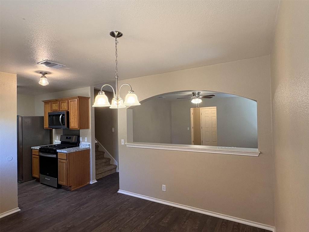 6808 Sabrina Dr - Photo 9