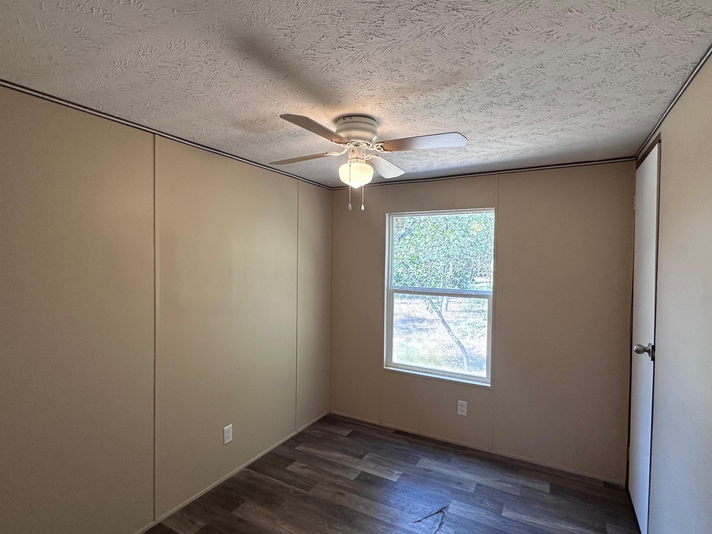 302 Lone Star Rd - Photo 9