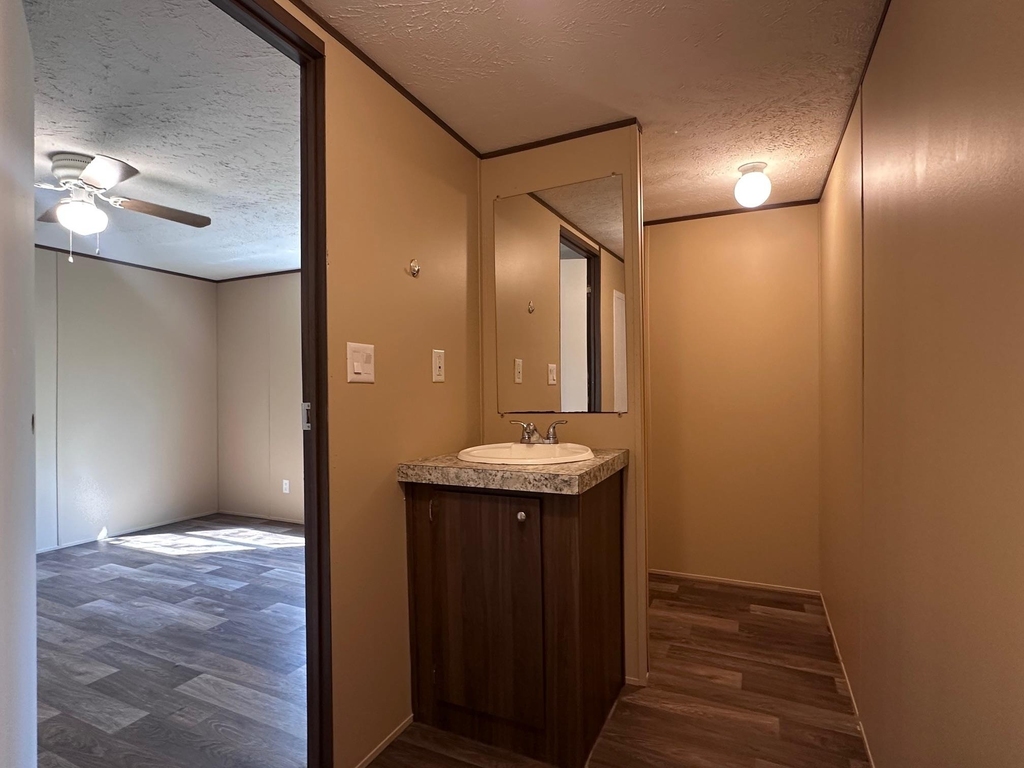 302 Lone Star Rd - Photo 8