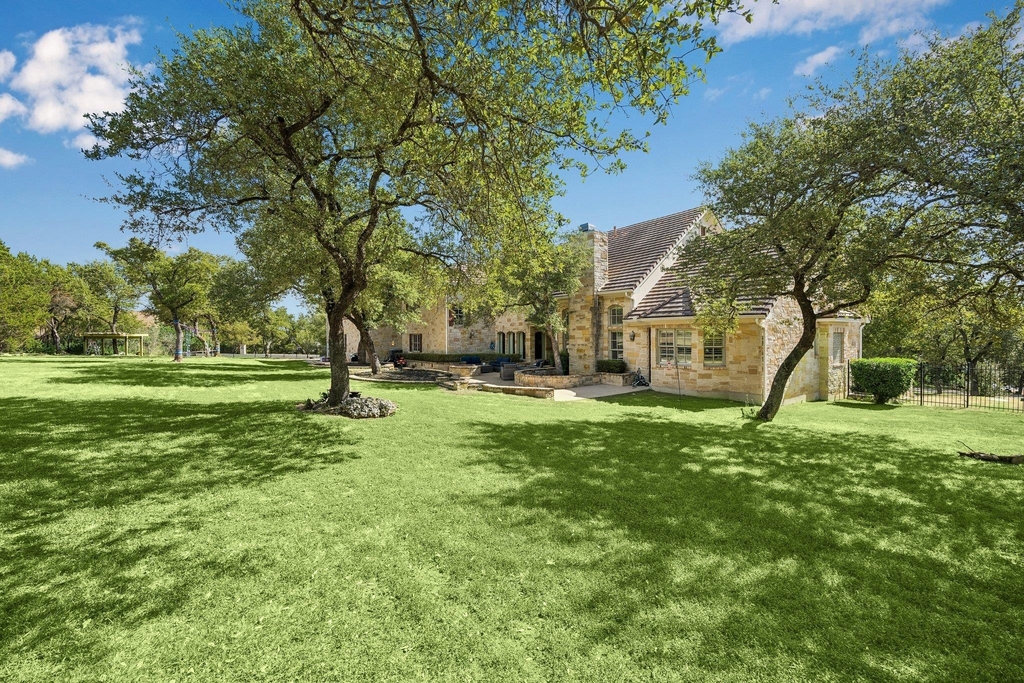 8403 Horseshoe Ledge - Photo 2