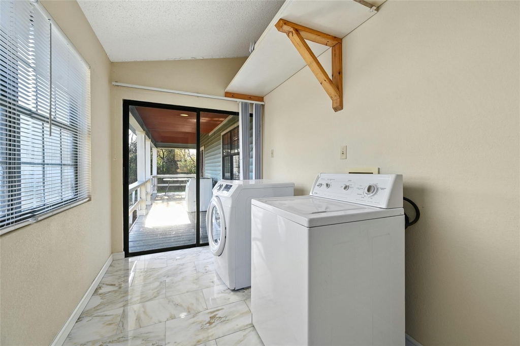 105 Deep Lake Cir - Photo 9
