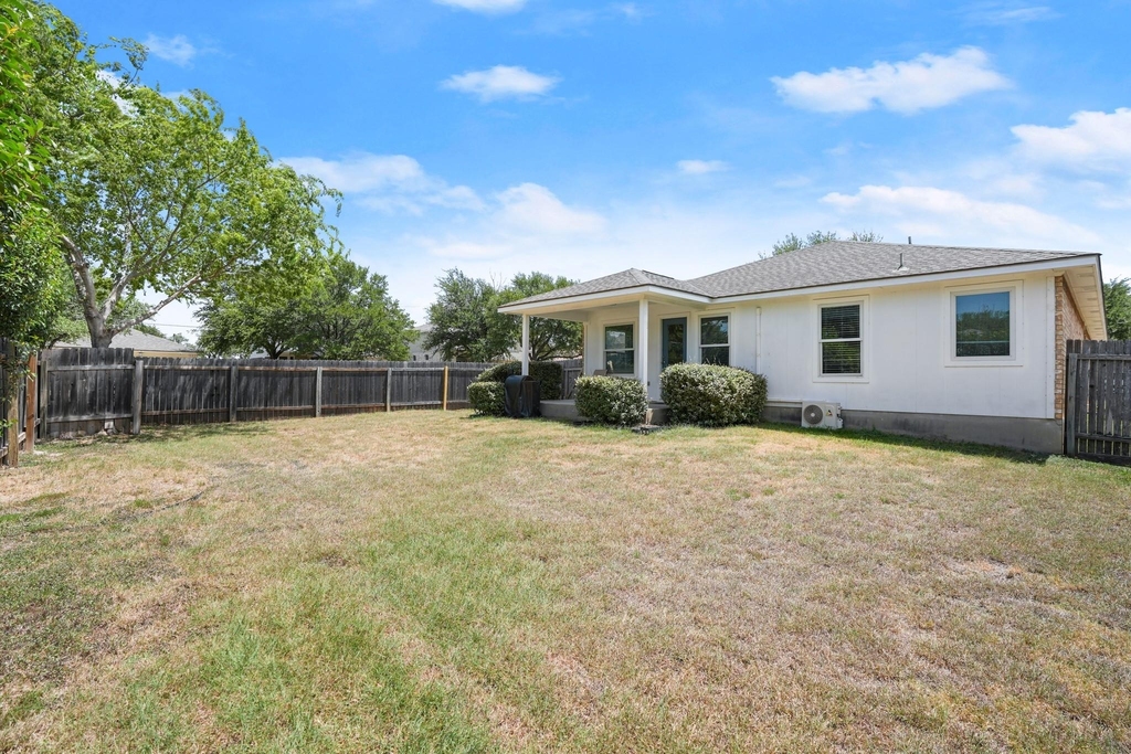 1511 Nettie Dr - Photo 18