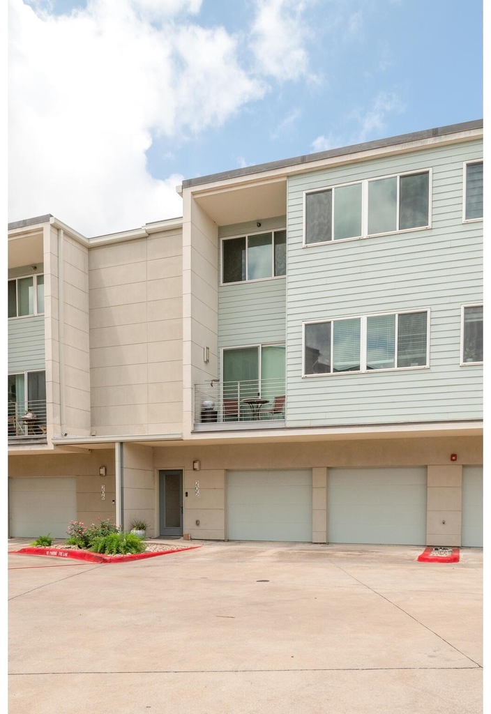 604 N Bluff Dr - Photo 12